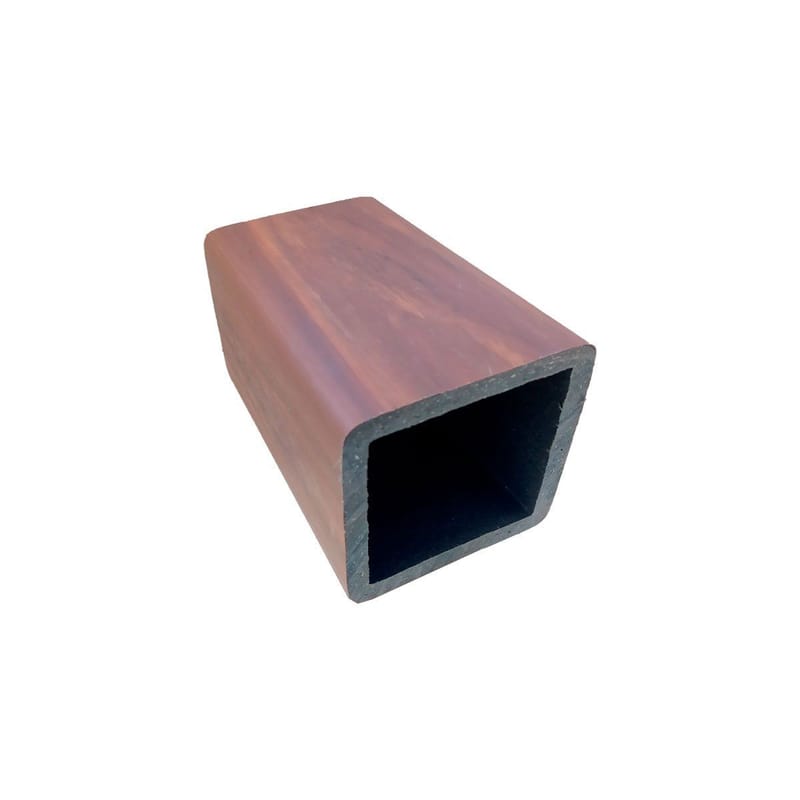 Perfil 120x120 do Deck Linha Prime na cor Ipê, coluna de apoio em WPC